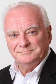 Ian Rooney as Cec Drury in The Doctor Blake Mysteries: Family Portrait 2017