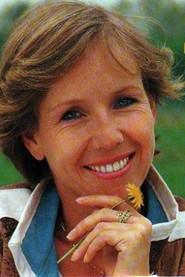 Vanina Michel as Léone in The Vertical Smile 1973