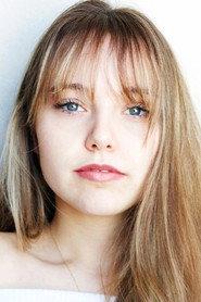 Lauranne Corbeil as La vendeuse in Delivered to You Without Contact 2021