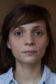 Noémie Rosset as Angèle in The Dragon's Demise 2015