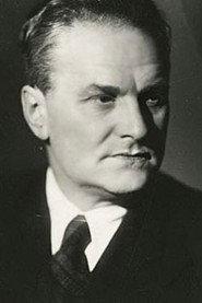 Nikolai Annenkov as Sergey Basov in Summer Residents 1967