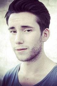 Matt de la Prada as Boneless in Whitehats 2020