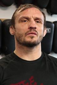 Brad Pickett as Self in UFC on Fox 22: VanZant vs. Waterson 2016