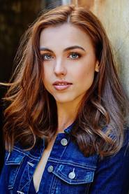 Tori Bailey as Young Suzie in The Little Things 2013