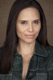 Vera Mercado as Gloria in Red Jungle 2022