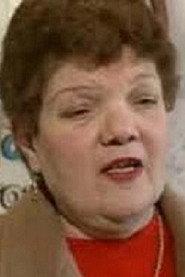 Eleni Deloudi as  in Anamesa se 7 gynaikes 1986