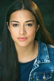 Cara McCarthy as Katie in A Prince in Paradise 2023