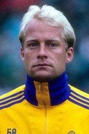 Mats Magnusson as Self in PL Stories: Henrik Larsson 2026