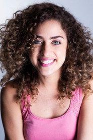 Endi Vasconcelos as Bárbara in Let the Sun 2019