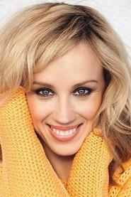 Petra Hřebíčková as Eliška in Stuck with a Perfect Woman 2016