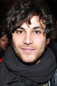 Warren Guetta as David Lévy in LOL (Laughing Out Loud) 2009