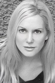 Anouk Ogueta as Ana in Segundo Aniversario 2007