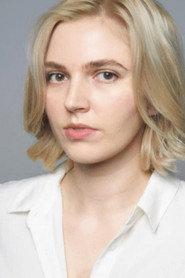 Emily Trent as Hannah in Bad Romance 2022