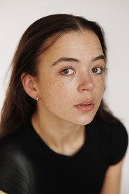 Valérie van Erven Dorens as Lisa in Loverboy: Vertrouw Niemand 2026