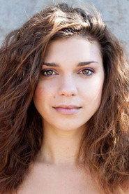 Denisa Pfauserová as Květinářka in On the Roof 2019