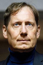 J. David Hinze as Max - Manager in Luis Trenker - Der schmale Grat der Wahrheit 2015