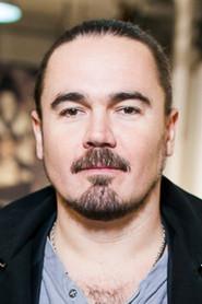 Oleh Mykhailiuta as Uncle Leo (voice) in Mavka: The Forest Song 2023
