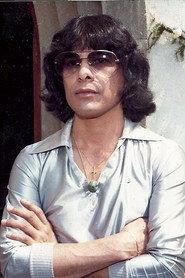 Rigo Tovar as  in Vivir para amar 1980