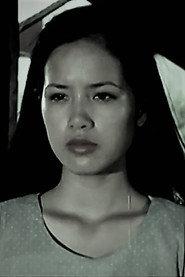 Nguyễn Bích Ngọc as Thủy in The Landfill King 2002
