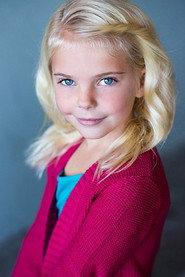 Cassady Jane Lorentzen as Student in The Plastic Man 2017