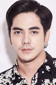 Narinchot Wachirathonniyomkul as Young Mew in Love of Siam 2007