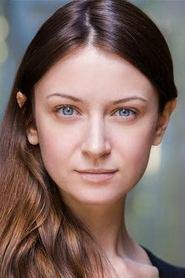 Anna Elijasz as The King's Arms Waitress in King of Thieves 2018