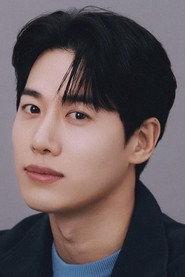 Kim Sung-sik as Kim Hyun-woo in Miss Fortune 2023