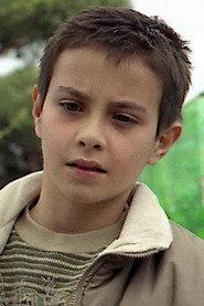 Alessandro Morace as Fulvio Frisone a 11-14 anni in Il figlio della luna 2007
