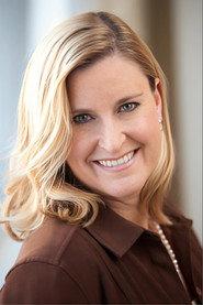 Heather Place as Seasoned Barista in I am She 2024