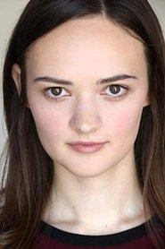 Hannah Horton as Noob Girl in Wallflower 2019