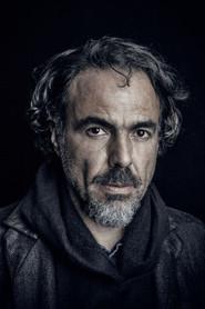 Alejandro G. Iñárritu as Self in Behind Biutiful: Director's Flip Notes 2011
