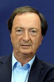 Michel-Édouard Leclerc as Self in Largo 2007