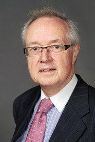 Stephen Cleobury as Conductor in George Frideric Handel - Messiah - Choir Of King's College, Brandenburg Consort, Stephen Cleobury 2011
