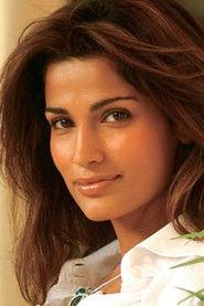 Kamal Sidhu as Veena Sanghvi in Aar Ya Paar 1997