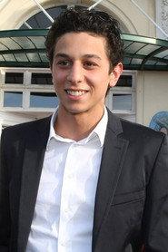 Firat Ayverdi as Bilal in Welcome 2009