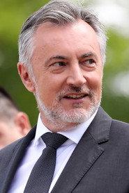 Miroslav Škoro as  in Mondo Bobo 1997