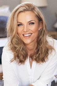 Nadia Beukes as Marcelle in Mooi River 2015