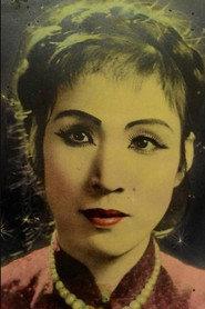 Lệ Thi as Bao’s Grandmother in Traps 1994