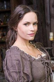 Kristína Kanátová as Frida in Little Kingdom 2019