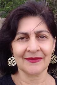 Débora Munhyz as in A Menina dos Meus Olhos 2020
