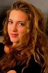 Fadia Dumont as La jeune fille blonde in Still Water 2016