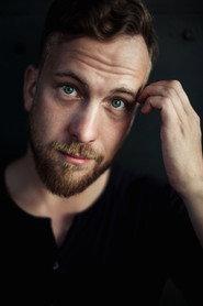 Johann-Christof Laubisch as Young Hate in Je suis Karl 2021