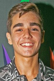 Xande Valois as João in Um Pai em Apuros 2026