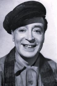 Jimmy O'Dea as Postman Tim in Johnny Nobody 1961
