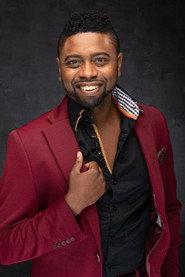 Johan Kalifa Bals as Obi Basu in De Buurtpolitie: Het Circus 2019