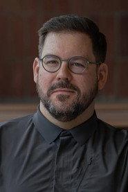 Simon Allard as Extra in Undress Me 2017