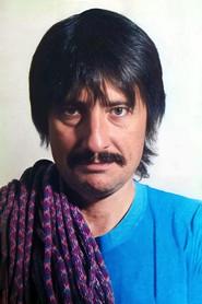 Josef Rakoncaj as himself in K2 Lo Spigolo Nord 1984