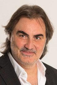 Pierluigi Pardo as Giornalista in Italiano medio 2015