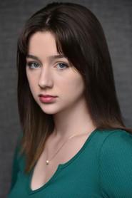 Isabelle Morgan as Zoe in The Distance 2022