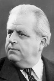 Charles Martinelli as Le protecteur de Chouquette in Par habitude 1923